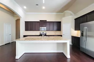 4102 Astoria Manor Ln, Fulshear, TX 77441 - Photo 7