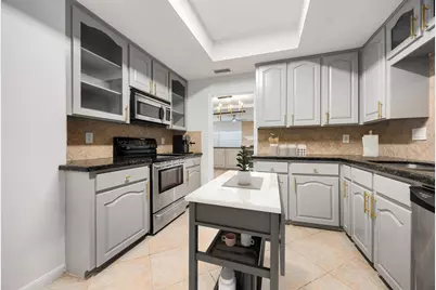 1746 S Gessner Road, Houston, TX 77063 - Photo 5