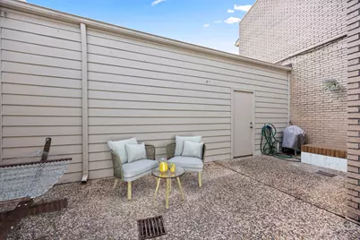 1746 S Gessner Road, Houston, TX 77063 - Photo 9