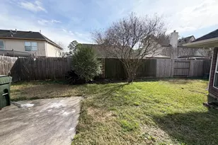 13319 Georgetown Dr, Sugar Land, TX 77478 - Photo 29