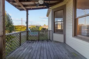 2707 57th St, Galveston, TX 77551 - Photo 23
