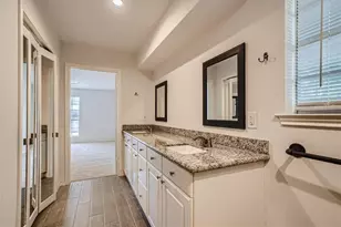 18311 Shadow Grove Ln, Crosby, TX 77532 - Photo 17