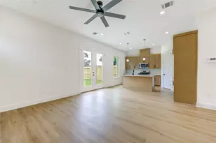 9007 Noel St, Houston, TX 77033 - Photo 5