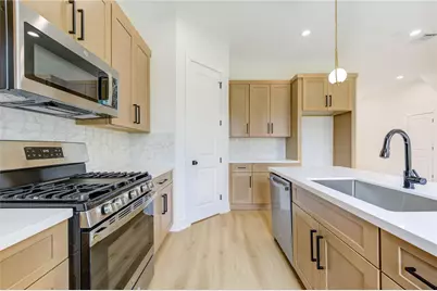 9007 Noel Street #A, Houston, TX 77033 - Photo 7