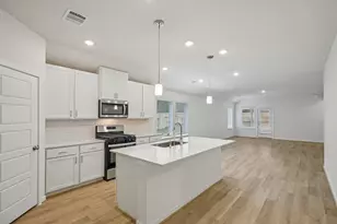 12014 Shining Lk Dr, Baytown, TX 77523 - Photo 7