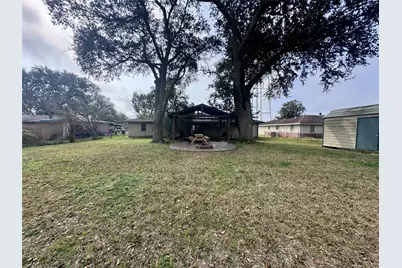 345 Rachal Avenue, Bridge City, TX 77611 - Photo 23