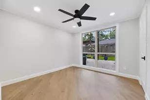 12506 Winding Brook Ln, Houston, TX 77024 - Photo 25