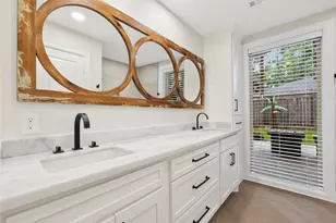 12506 Winding Brook Ln, Houston, TX 77024 - Photo 25