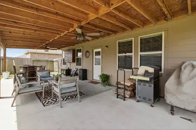 411 Walnut Branch Drive, Baytown, TX 77523 - Photo 21