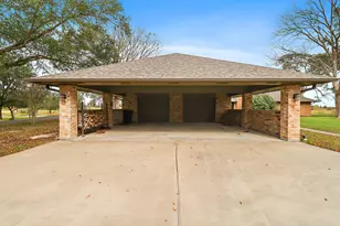 15151 Lakeview Dr, Beach City, TX 77523 - Photo 5