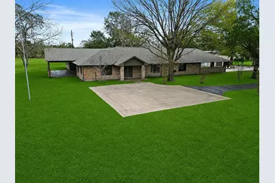 15151 Lakeview Drive, Beach City, TX 77523 - Photo 1