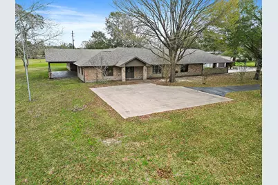 15151 Lakeview Drive, Beach City, TX 77523 - Photo 1