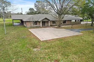 15151 Lakeview Dr, Beach City, TX 77523 - Photo 1