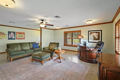 15151 Lakeview Drive, Beach City, TX 77523 - Photo 11