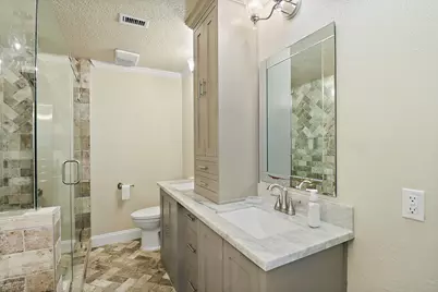 15151 Lakeview Drive, Beach City, TX 77523 - Photo 31