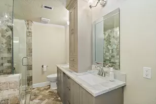 15151 Lakeview Dr, Beach City, TX 77523 - Photo 31