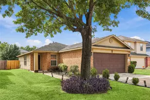 20511 Holly Barr Ln, Cypress, TX 77433 - Photo 5