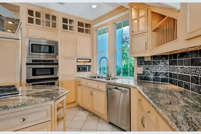 35 W Isle Place, The Woodlands, TX 77381 - Photo 27