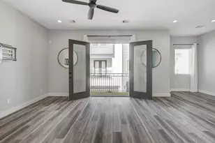 1329 Buescher Dr, Houston, TX 77043 - Photo 21