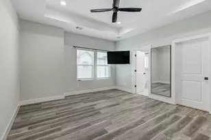 1329 Buescher Dr, Houston, TX 77043 - Photo 23