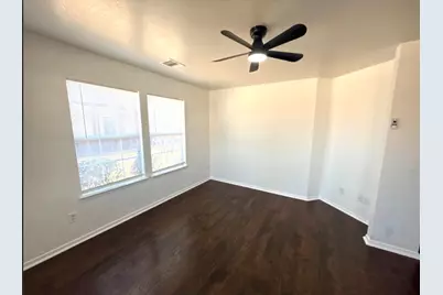 1639 Nichole Woods Drive, Houston, TX 77047 - Photo 5