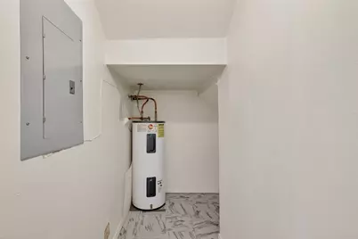 8462 Leawood Boulevard, Houston, TX 77072 - Photo 15