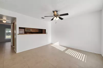 8462 Leawood Boulevard, Houston, TX 77072 - Photo 19