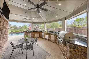 3211 Drake Springs Ln, Pearland, TX 77584 - Photo 41