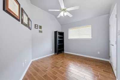 2406 Golden Oak Drive, Orange, TX 77632 - Photo 19