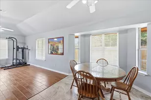 2406 Golden Oak Dr, Orange, TX 77632 - Photo 13