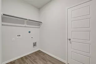 2106 Spring Hollow Dr, Baytown, TX 77521 - Photo 19