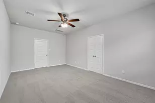 2106 Spring Hollow Dr, Baytown, TX 77521 - Photo 15