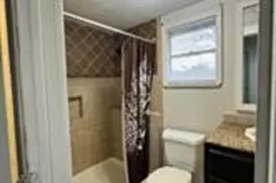 1405 Rice St, Alvin, TX 77511 - Photo 3
