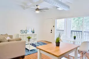 219 Marshall St, Houston, TX 77006 - Photo 3
