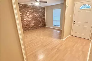 3758 Laura Leigh Dr, Friendswood, TX 77546 - Photo 7