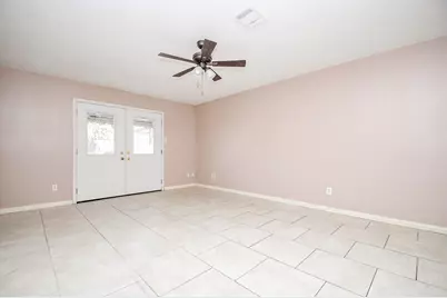 7538 Quail Meadow Drive, Houston, TX 77071 - Photo 11