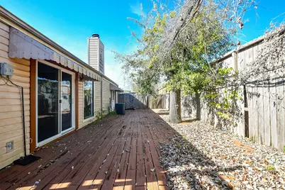7538 Quail Meadow Drive, Houston, TX 77071 - Photo 19
