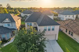 16820 Infield Ct, Conroe, TX 77385 - Photo 43