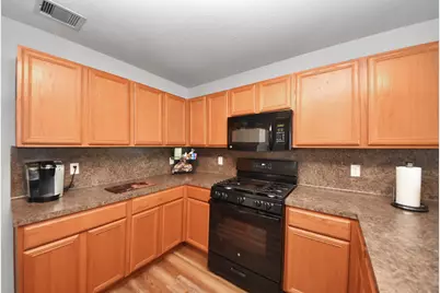 16820 Infield Court, Conroe, TX 77385 - Photo 11