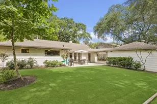 1307 Berrywood Ln, Houston, TX 77077 - Photo 5