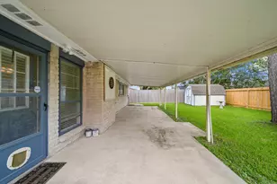 9903 Robin St, La Porte, TX 77571 - Photo 21