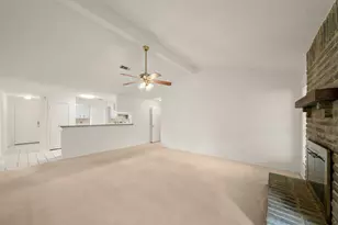 9903 Robin St, La Porte, TX 77571 - Photo 11