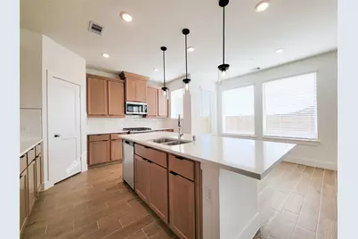 10058 Rosette Drive, Iowa Colony, TX 77583 - Photo 7