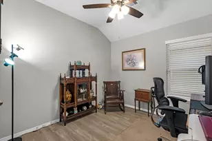 1806 Brushy Cedar Dr, Conroe, TX 77301 - Photo 13