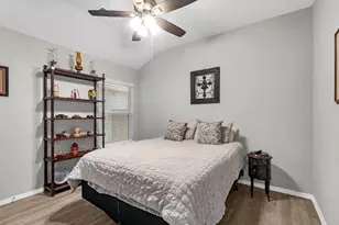 1806 Brushy Cedar Dr, Conroe, TX 77301 - Photo 15