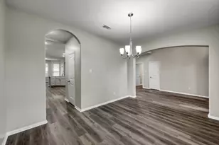 4 Logan Creek Lane, Conroe, TX 77304 - Photo 7