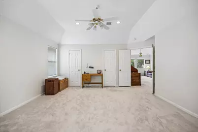 4714 Holt, Bellaire, TX 77401 - Photo 33