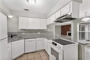 10814 Sugar Hill Dr, Houston, TX 77042 - Photo 7