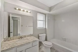 10814 Sugar Hill Dr, Houston, TX 77042 - Photo 13