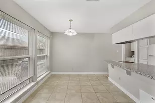 10814 Sugar Hill Dr, Houston, TX 77042 - Photo 5